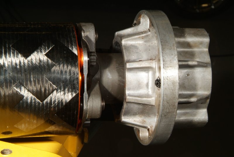 cf_driveshaft_05.jpg