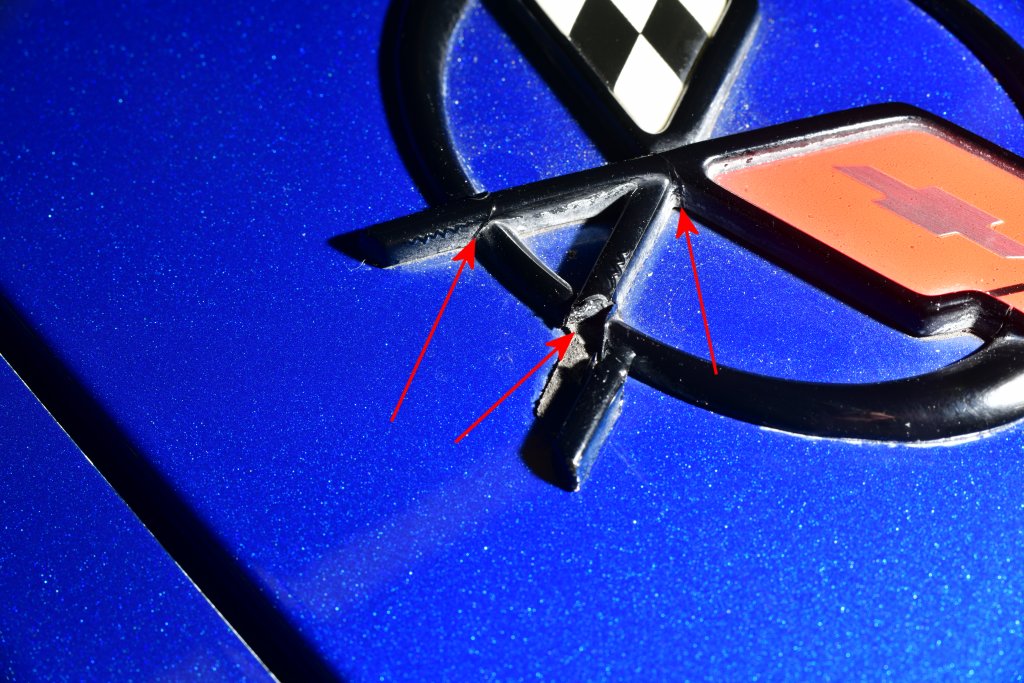 damaged_deck_lid_decal_01.jpg