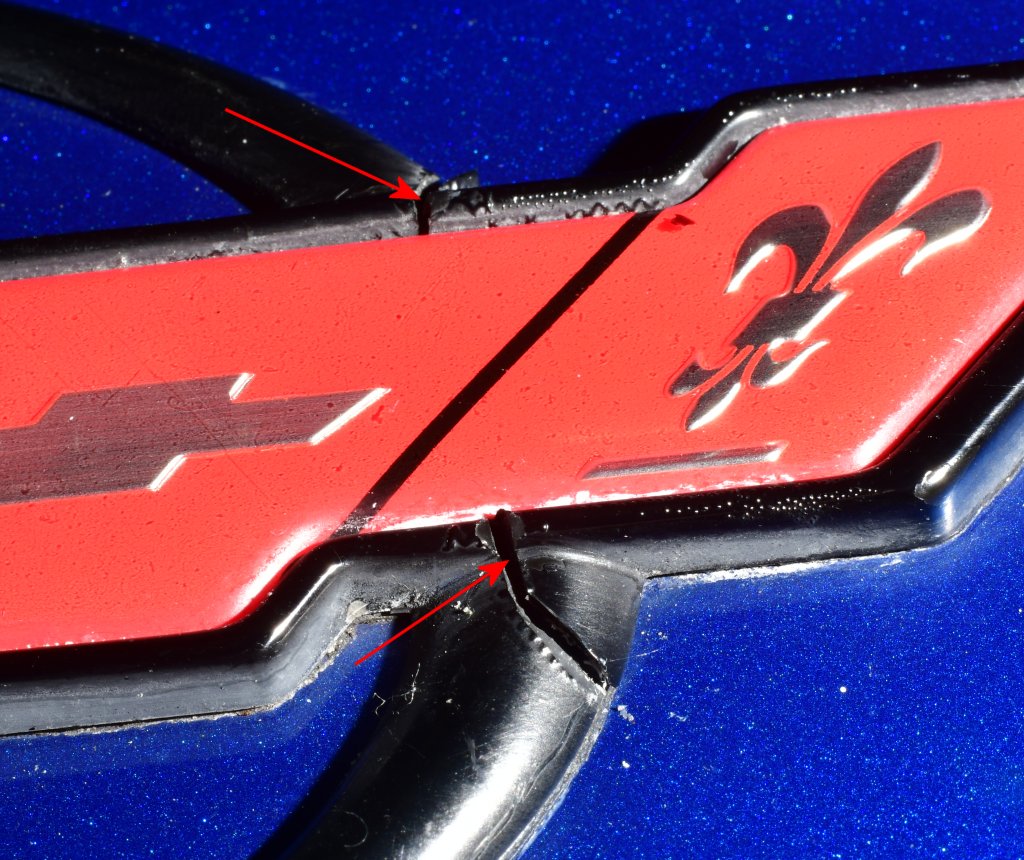 damaged_front_bumper_decal_02.jpg
