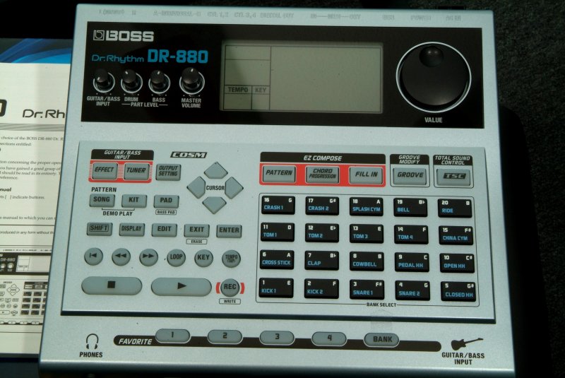 dr-880_02.jpg