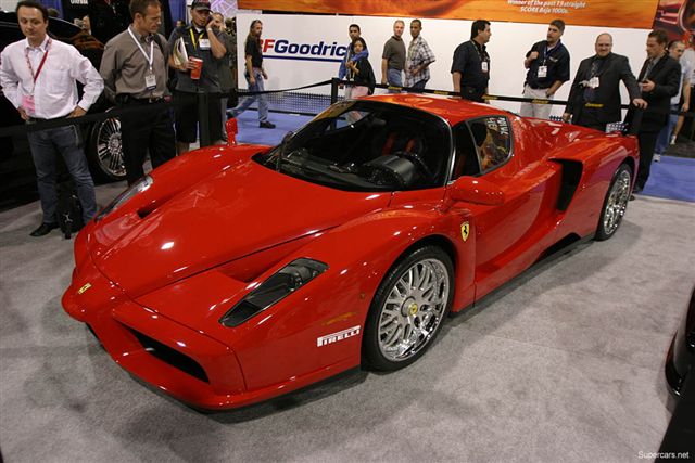 ferrari01.jpg