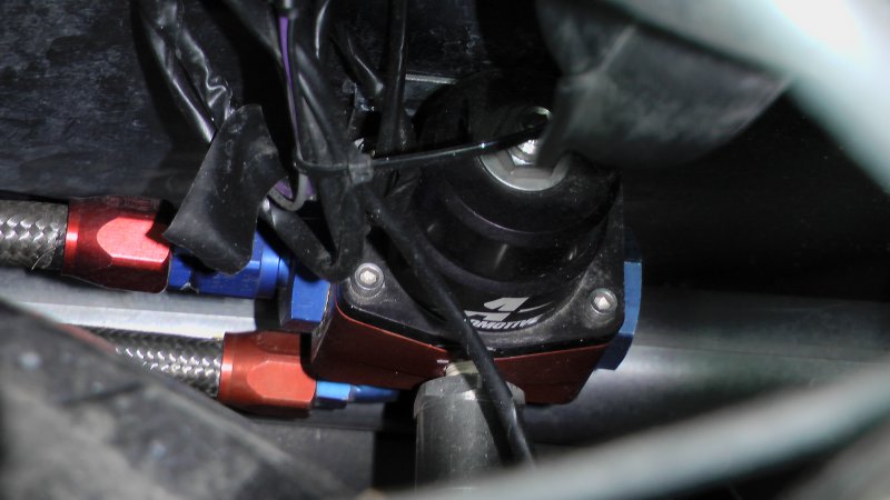 fuel_system_01.jpg