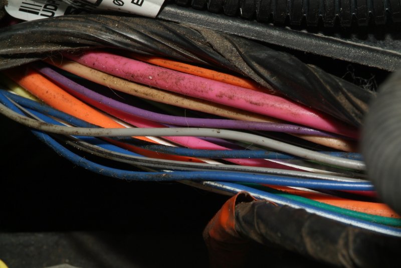 gray_wire_01.jpg