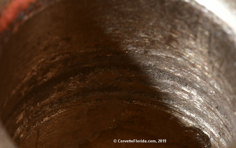 pilot_bushing_scoring_03.jpg