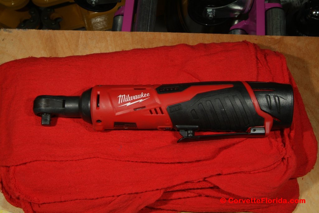 ratchet_battery_powered_01.jpg