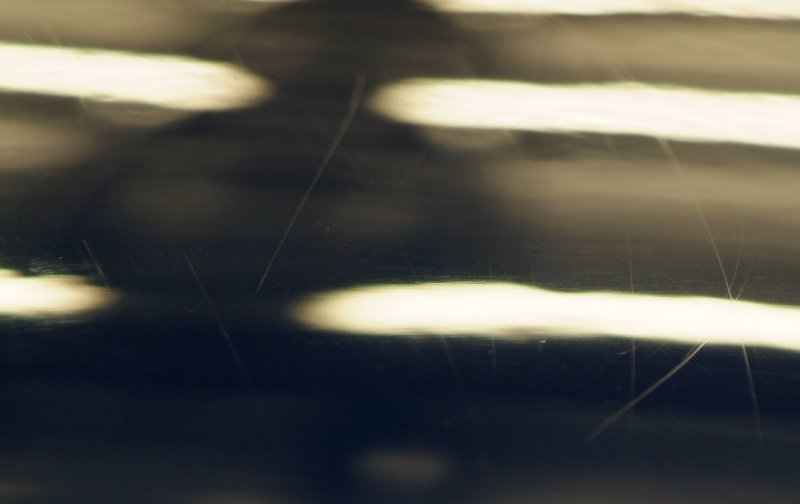scratches_roof_02.jpg