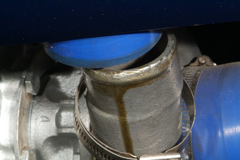 turbo_oil_leak_11.jpg