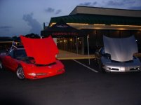 Hooters Cruzin 044.jpg