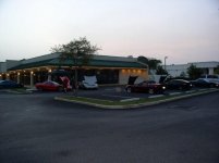 Hooters Cruzin 037.jpg