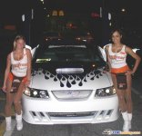 Hooters.jpg
