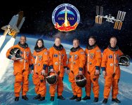 750px-STS133_crewportrait.jpg