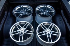 ZO6 Chrome Wheels-10.jpg