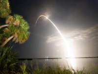 STS-128 Discovery Time Lapse Image Credit NASA Ben Cooper.jpg