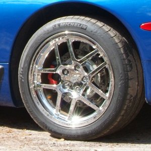 Rear chromed GM wheel