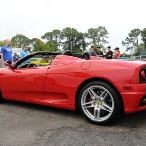 duPont Registry
