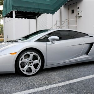 duPont Registry