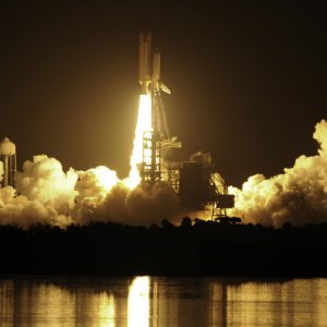 STS-128 Space Shuttle Discovery