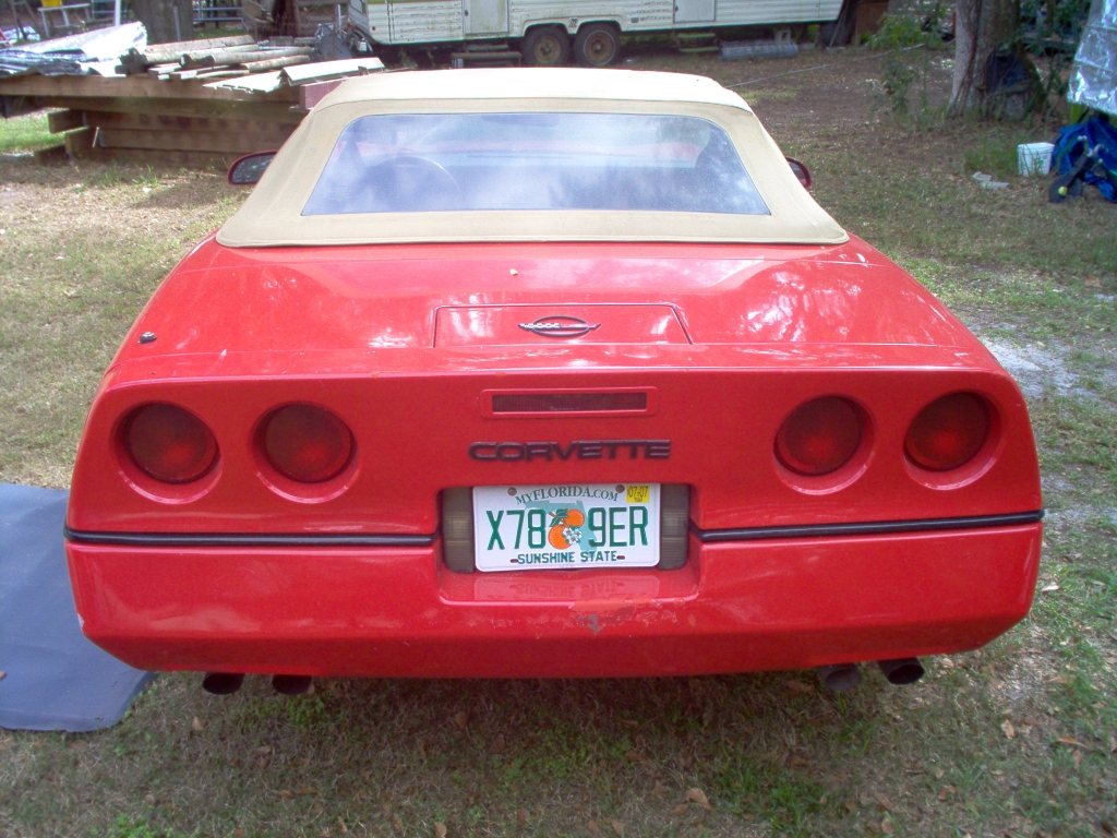 1988-c4-phil-rear