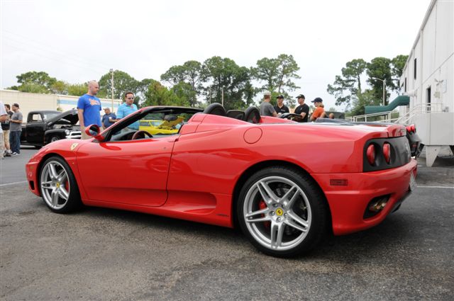 duPont Registry