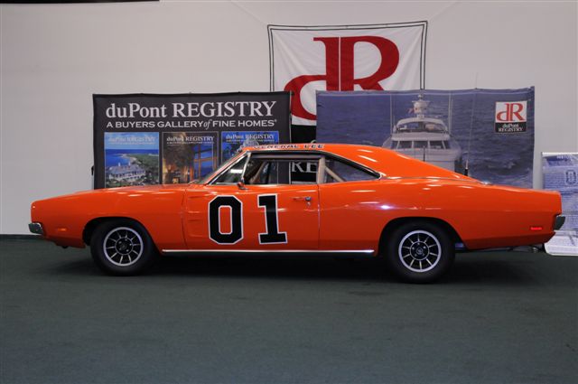duPont Registry