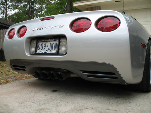 G-Z06 (GarettO) Spiral Gray rear fascia w/ pinstripe