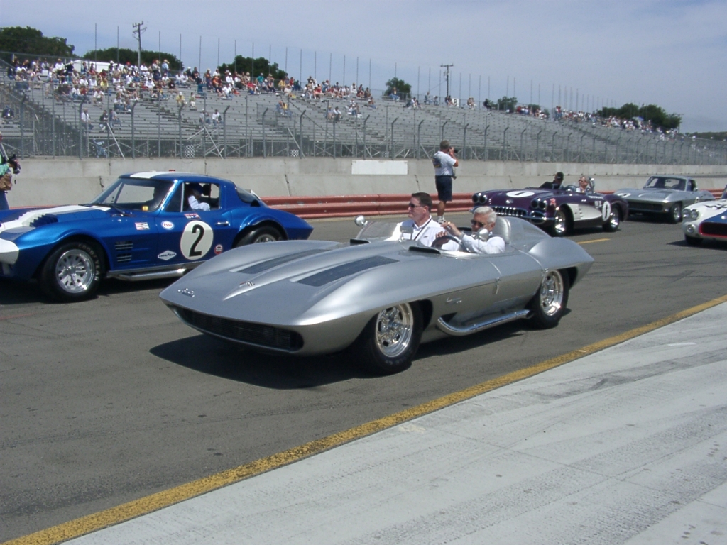 Stingray Racer front