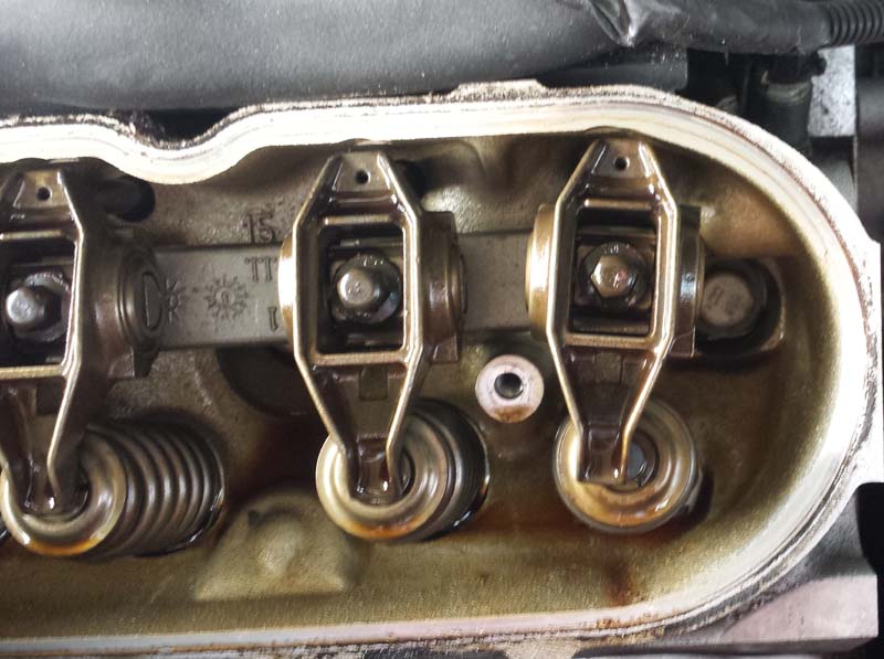 stock rocker twisted in stand