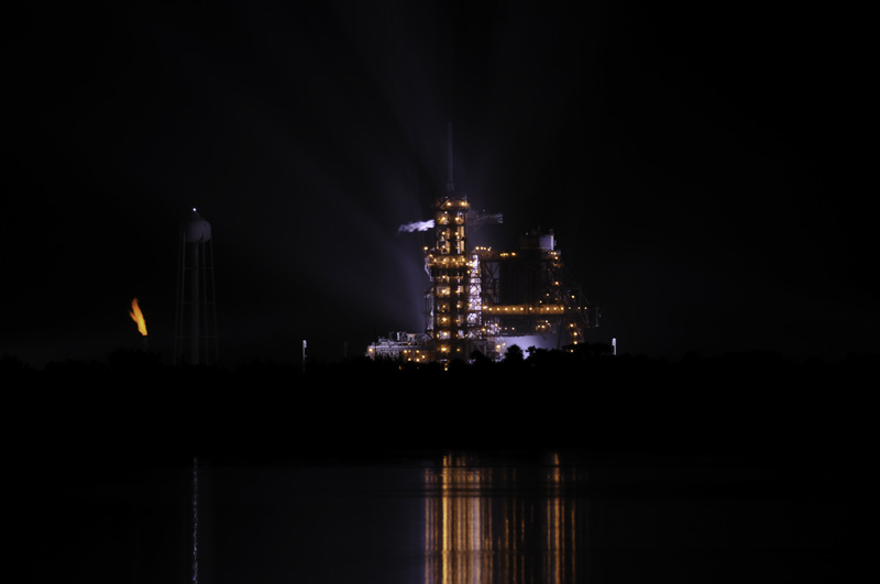 STS-128 Space Shuttle Discovery